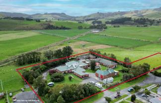 Freehold going concern lodge and campground