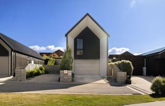 54 Red Cottage Drive, Lake Hayes Estate