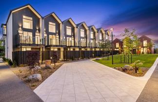 2/11 Donald Place, Saint Albans