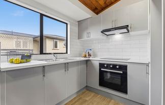 2/16 Boundary Road, Papakura
