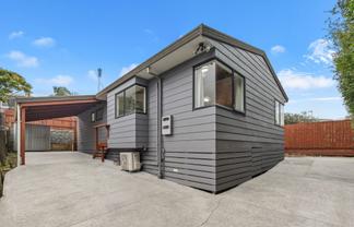 2/16 Boundary Road, Papakura