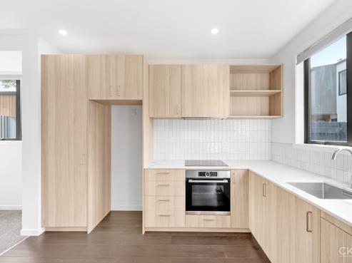11/323 Riverside Drive, Waterloo