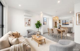 11/323 Riverside Drive, Waterloo