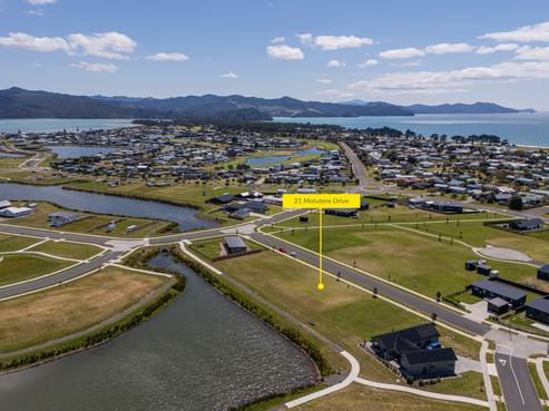 21 Motutere Drive, Matarangi