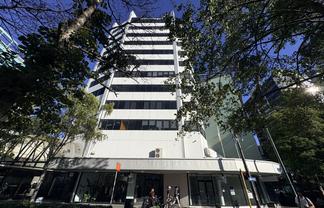 Full floor opportunity