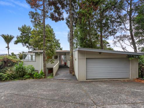 276 Shaw Road, Titirangi