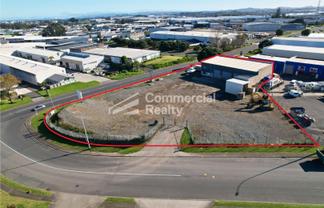 633M2 Industrial Workshop With 3937M2 Secure Yard