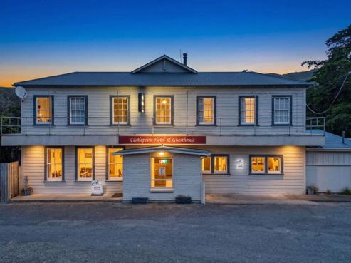 5726 Masterton Castlepoint Road, Tinui