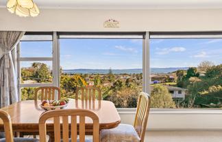 803 Richmond Street, Thames