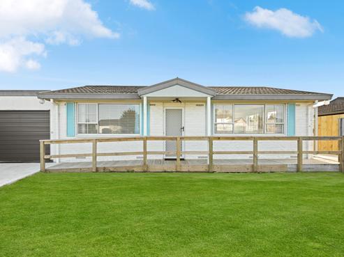 13B Sandalwood Drive, Dinsdale