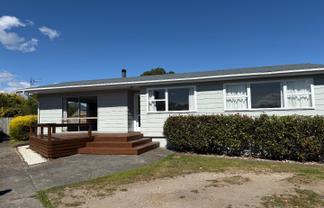 81 Woodward Street, Nukuhau