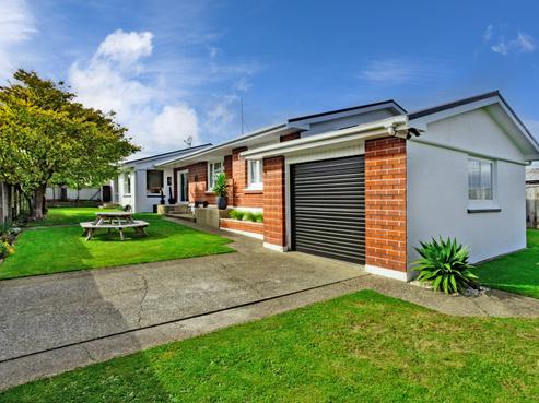 1 Manapouri Street, Strathern