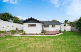 18 Ruru Road, Otaihanga