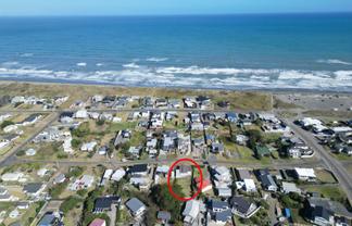 13 Nelson Street, Foxton Beach