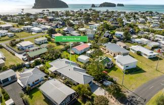 306 Sylvia Road, Whangamata