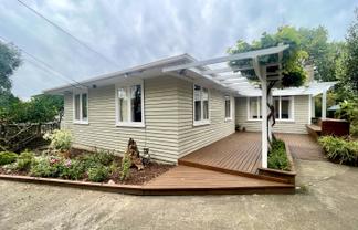 6 Kiekie Road , Mangere Bridge