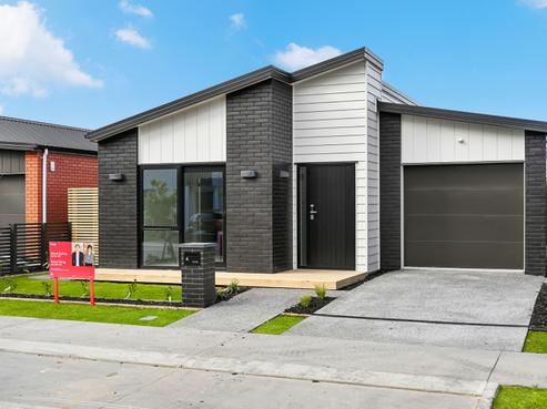 4 Absolum Crescent, Greenhill Park