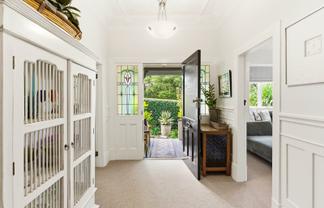 139 Eglinton Road, Mornington