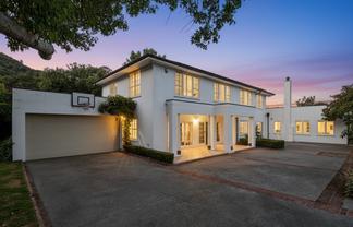 25 Cheviot Road, Eastbourne