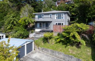 171 Miromiro Road, Normandale