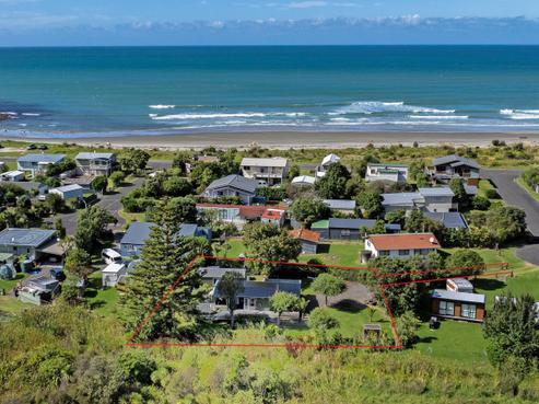 8 Katrin Place, Mahia