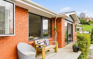 42 Cliffs Road, Saint Clair