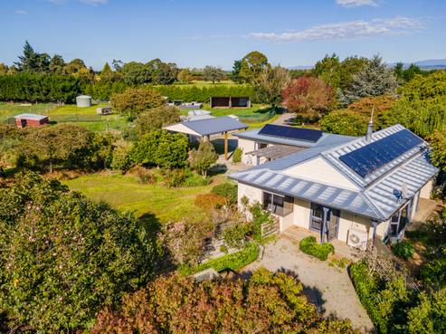 22 Lynch Road, Levels