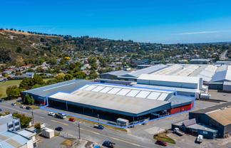 Large well priced warehouse + canopy