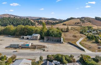 132 Main Road, Luggate