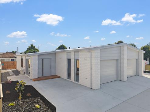 2/11 Landing Road, Whakatane