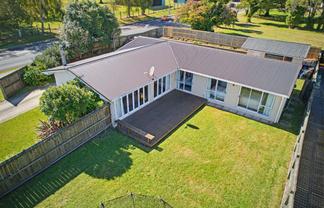2 Awatea Terrace, Lynmore