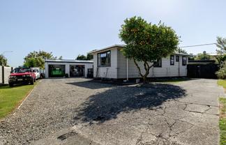 102 Rugby Street, AWAPUNI