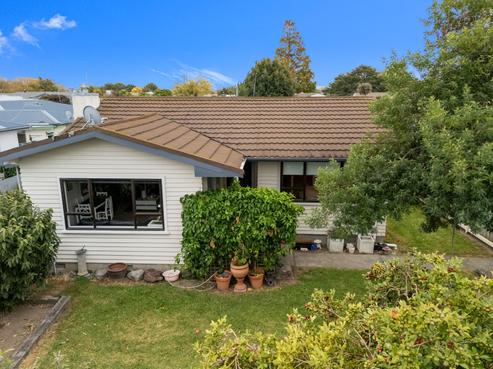 4/245 Kennedy Road, Onekawa