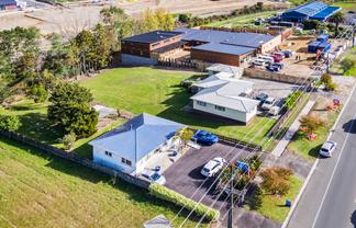 Freehold Business Mixed Use Site with Income