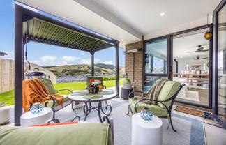 17 Awa Avenue, Helensville
