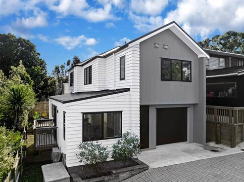 14A Oaktree Avenue, Browns Bay