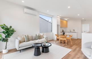 15/25 Alice Street, Riverhead