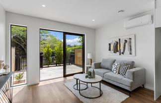 15/25 Alice Street, Riverhead