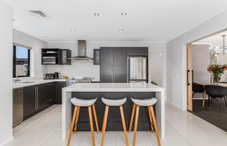 59 Te Puia Drive, Aotea