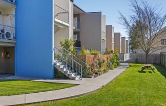 27/30 Mathesons Road, Phillipstown