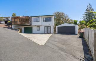 1/164 Ti Rakau Drive, Pakuranga