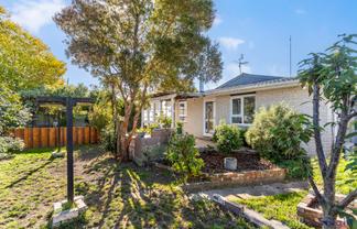 2/223 Queenspark Drive, Parklands