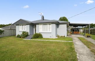 21 Lisa Crescent, Mangakakahi