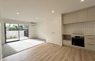 2/176 England Street, Linwood