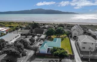 147 Manly Street, Paraparaumu Beach
