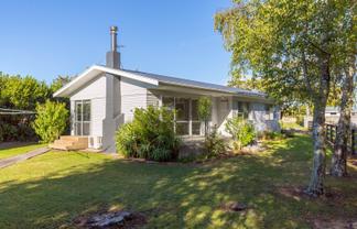 170 High Street South, Carterton