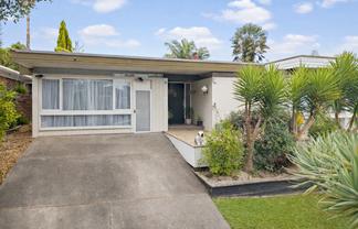 21 Lawrence Cresent, Hillpark