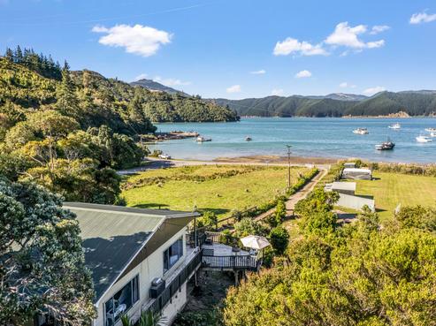 1452 Port Underwood Road, Port Underwood