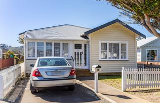 51 Rex Street, Miramar