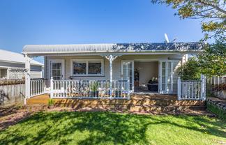 51 Rex Street, Miramar